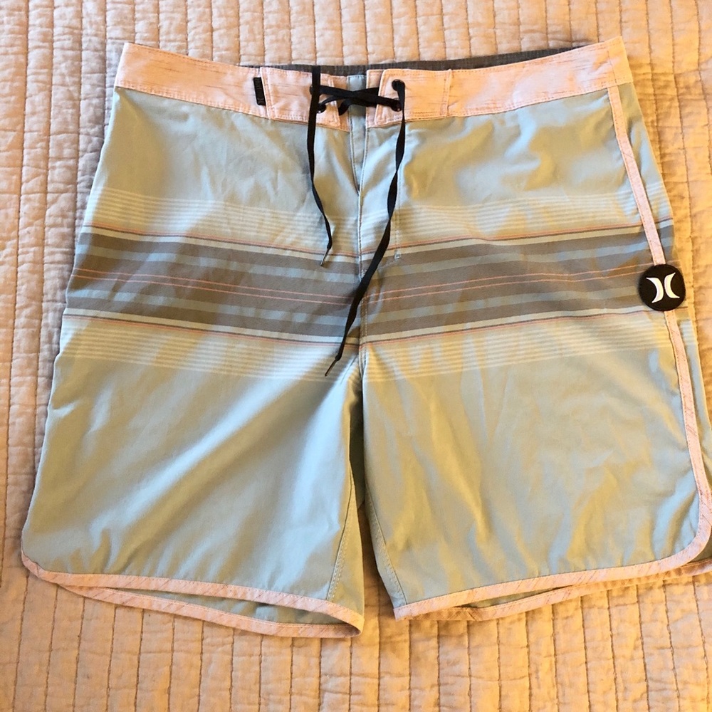 NWOT Men’s Hurley Phantom Yesterday Board Shorts